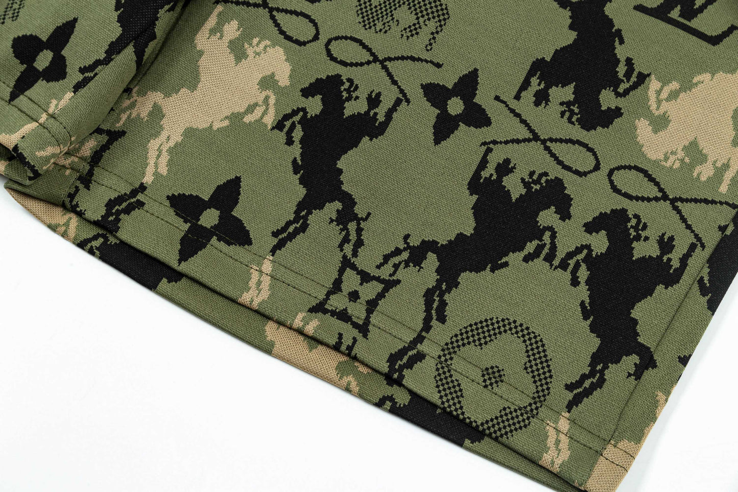 250404 New high-quality military green jacquard fabric knitted shorts
