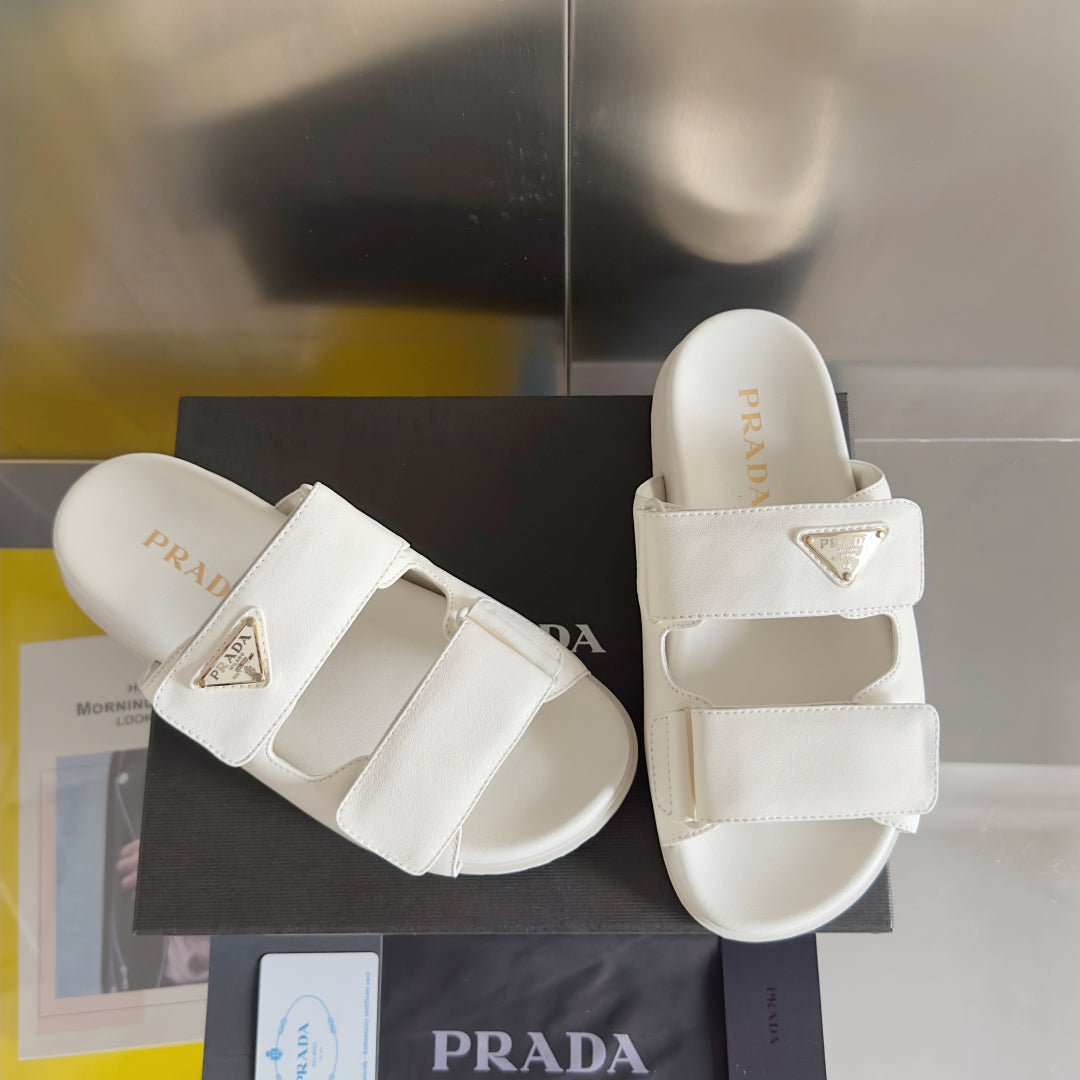 250507 New high-quality height-increasing fashionable classic slippers
