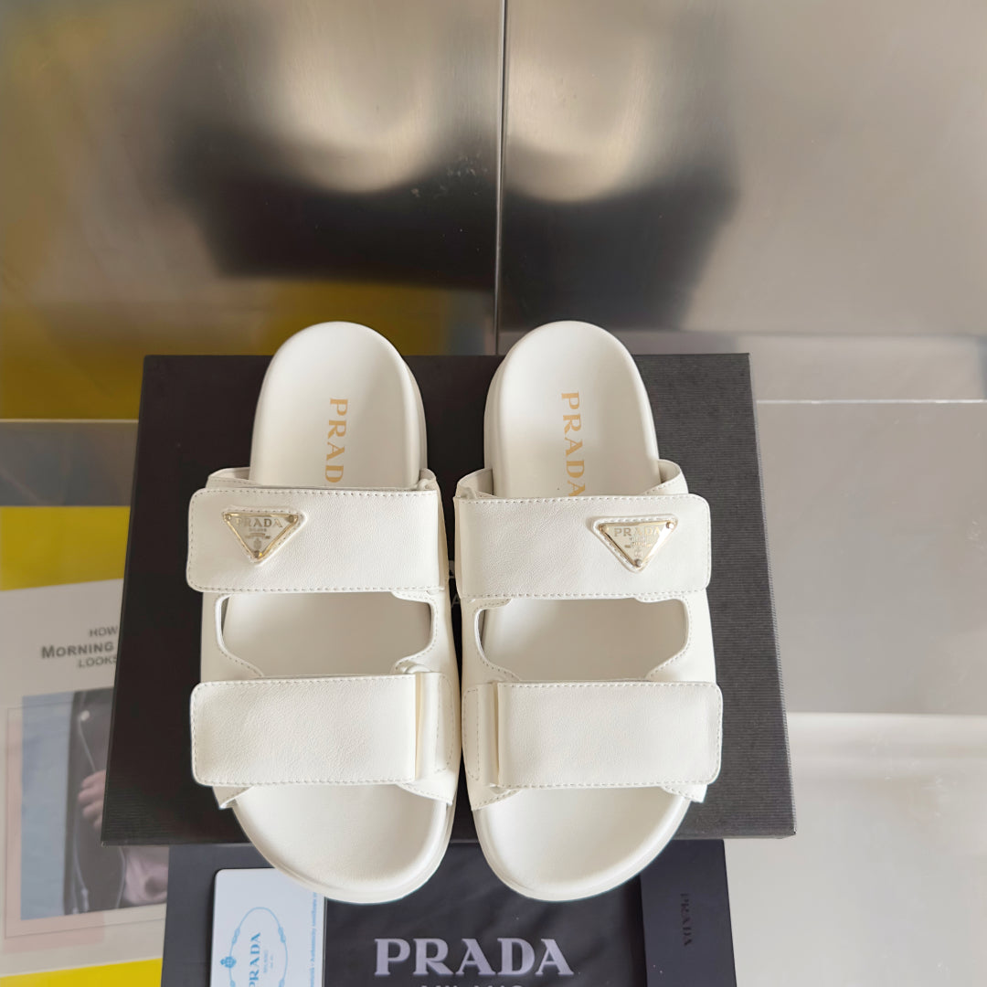 250507 New high-quality height-increasing fashionable classic slippers